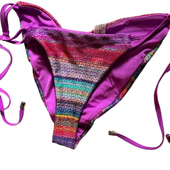 Beach Bunny Bikini Bottom - Picture 3 of 5